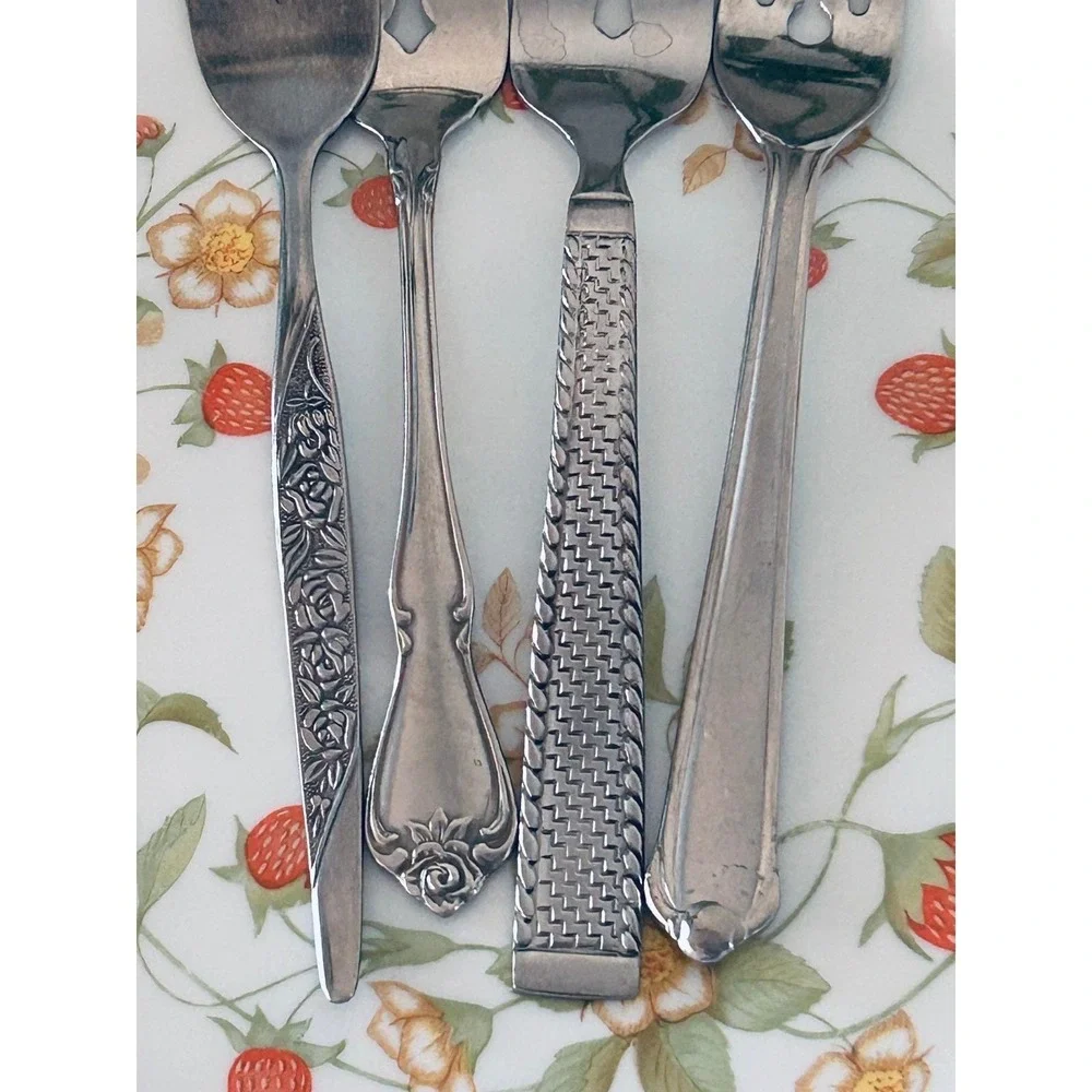 Vintage Mismatched Stainless Flatware Set Service for 4 20pc Floral Boho MCM